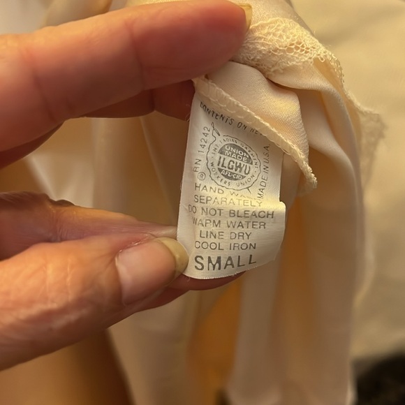 Christian Dior Soft Ruffle Silky Nightgown - Picture 12 of 13